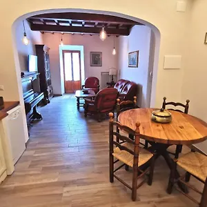 Casa Alda - Magica Vista Sulla Piazza Di Greve Apartment Greve in Chianti